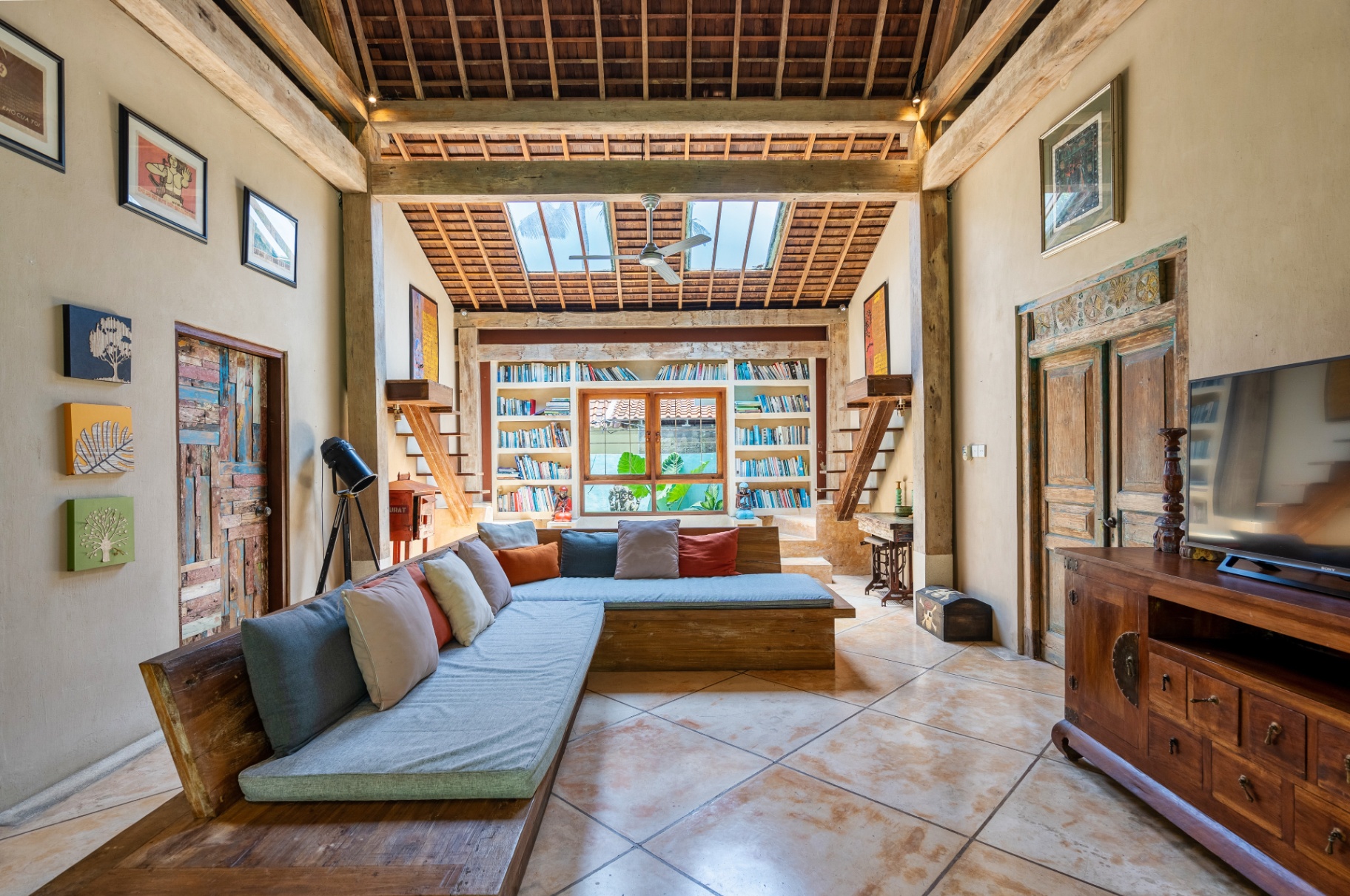 Villa image 1