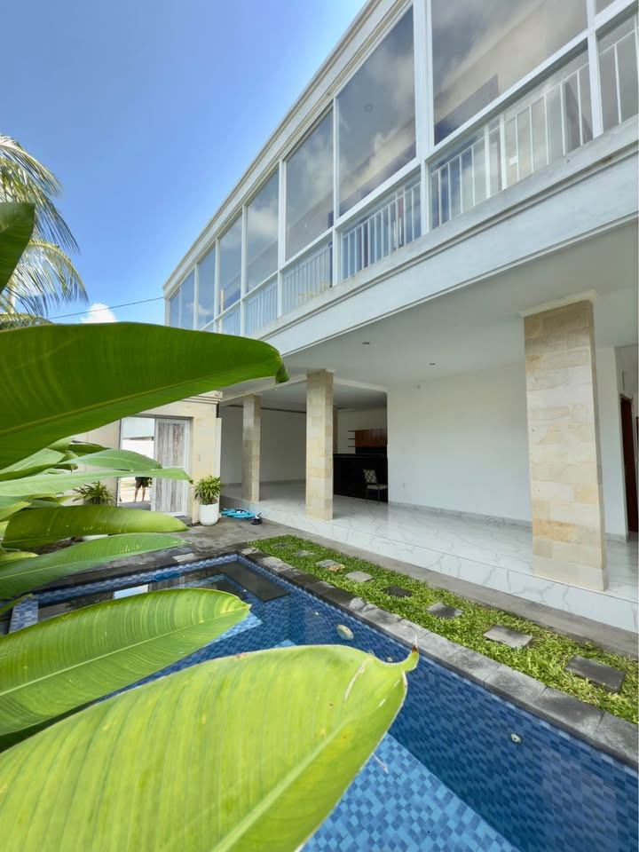Villa image 1