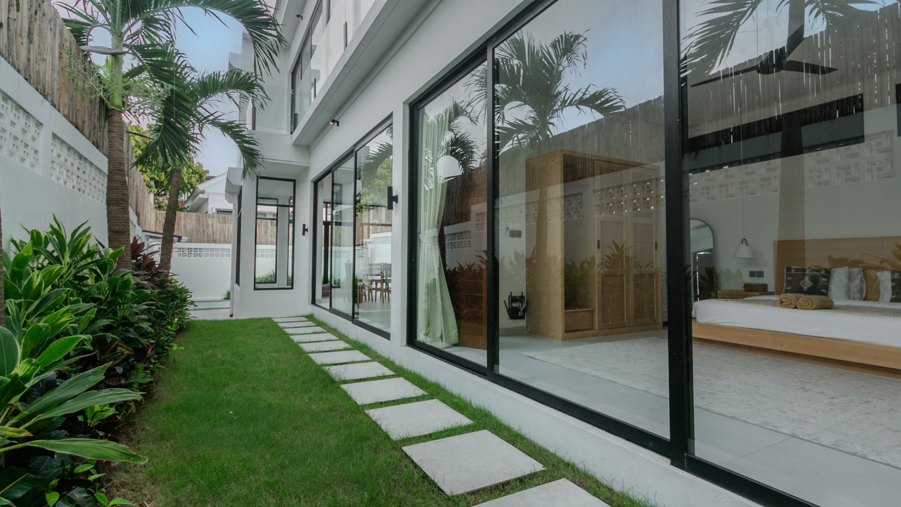 Villa image 2