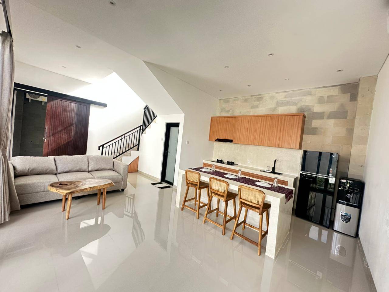 Villa image 1