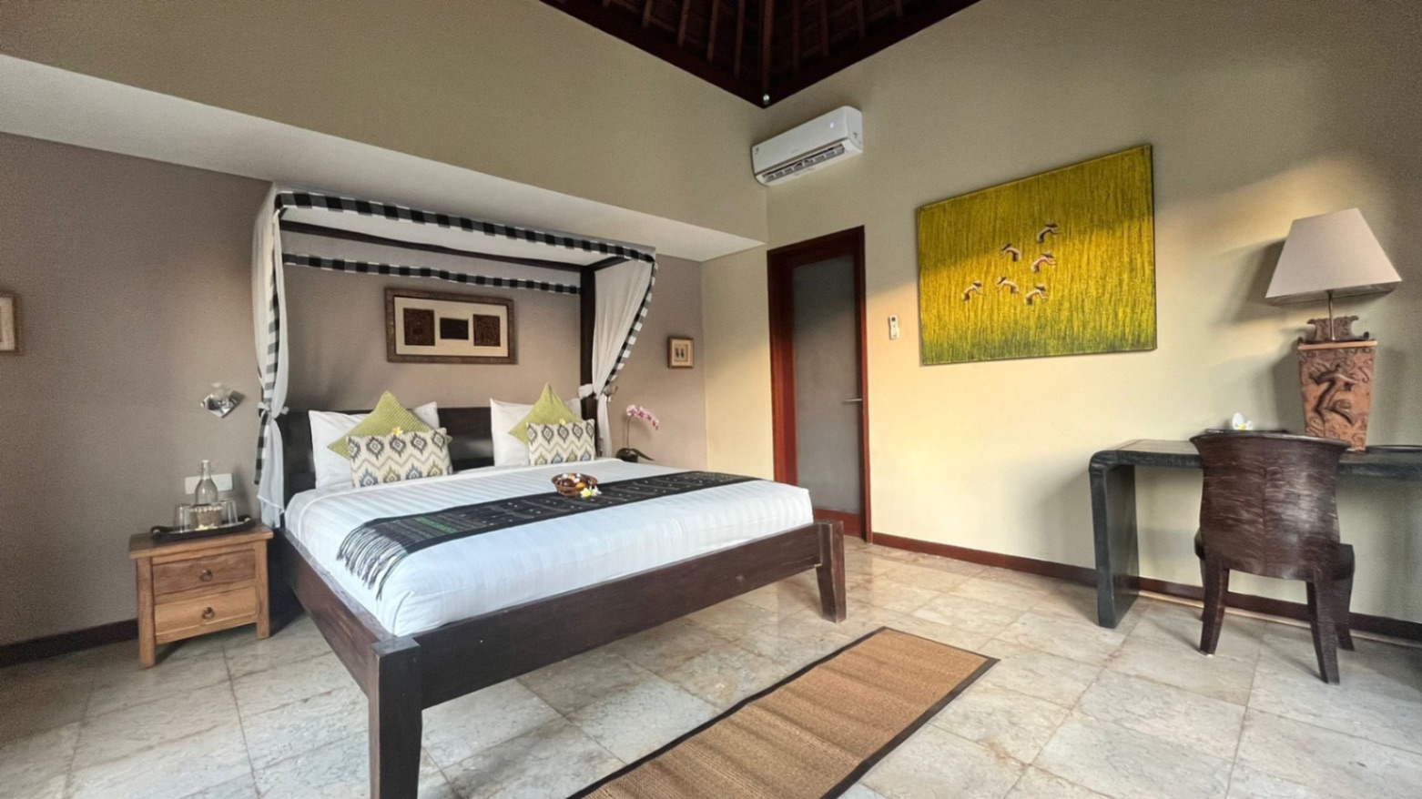 Villa image 3