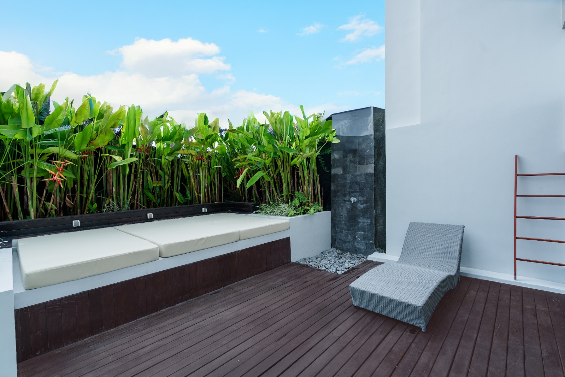 Villa image 3