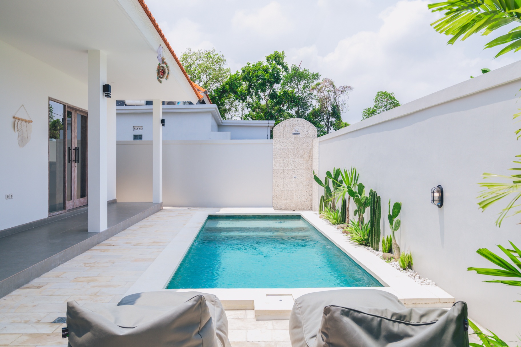 Villa image 2