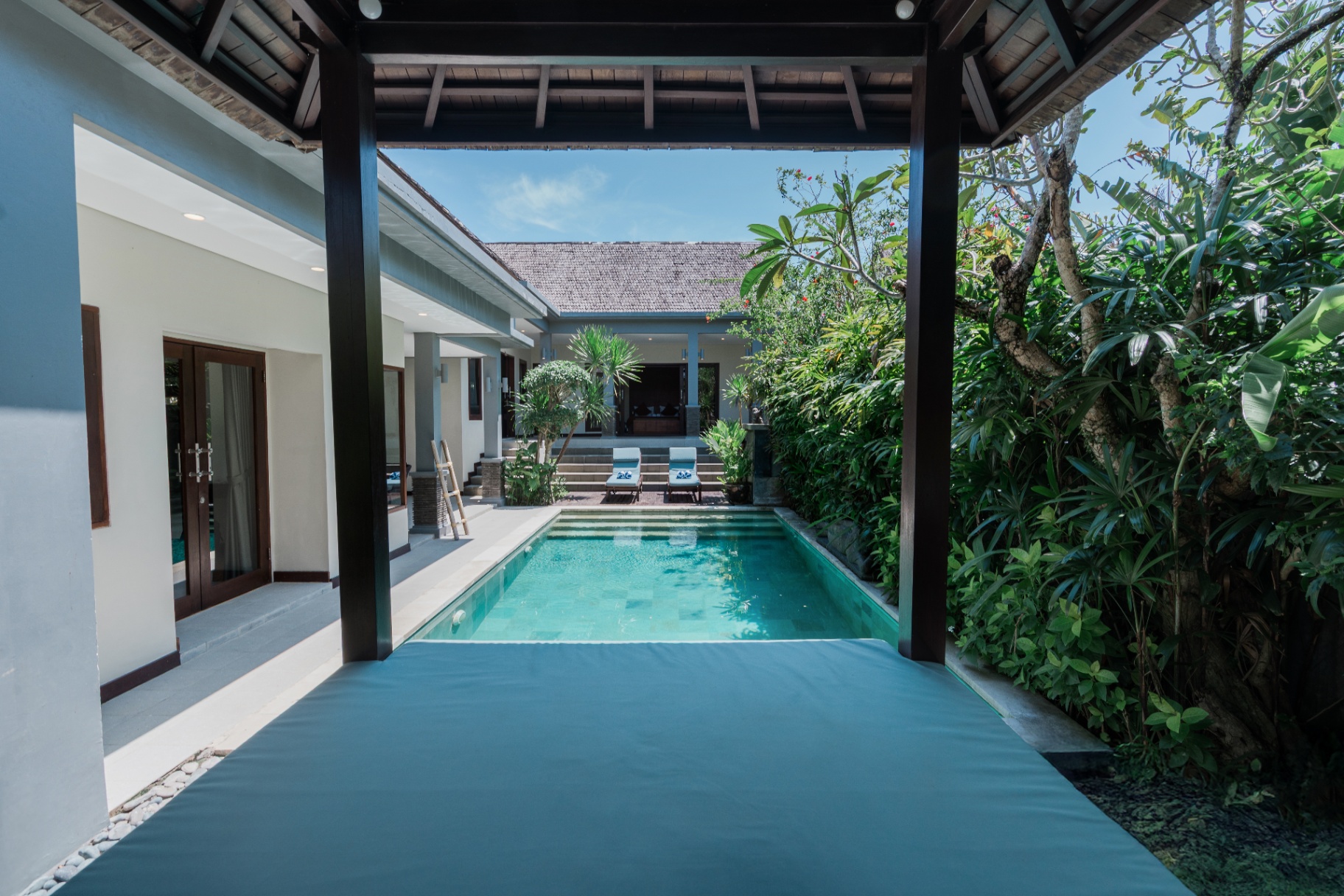 Villa image 3