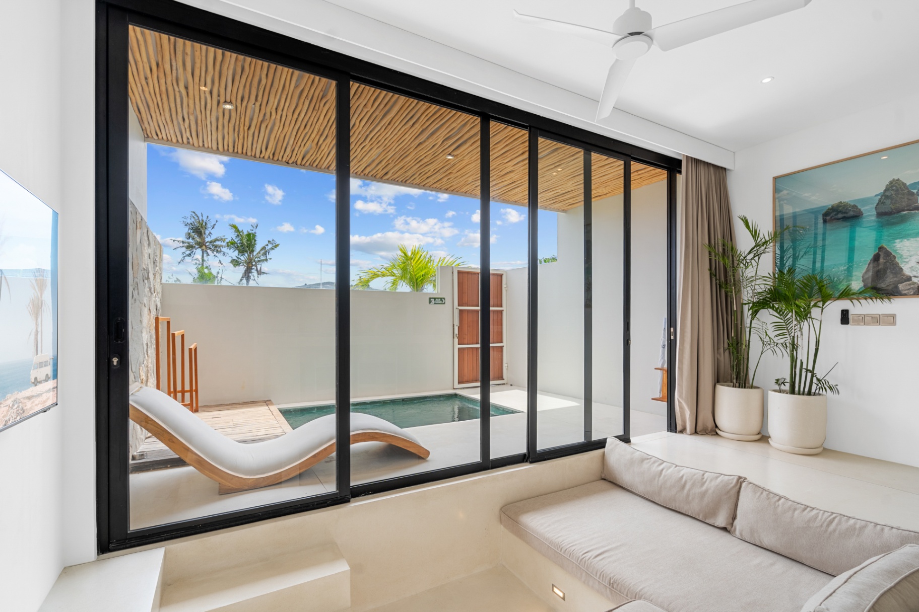 Stylish Apt w/ Private Pool, Near Pererenan Beach