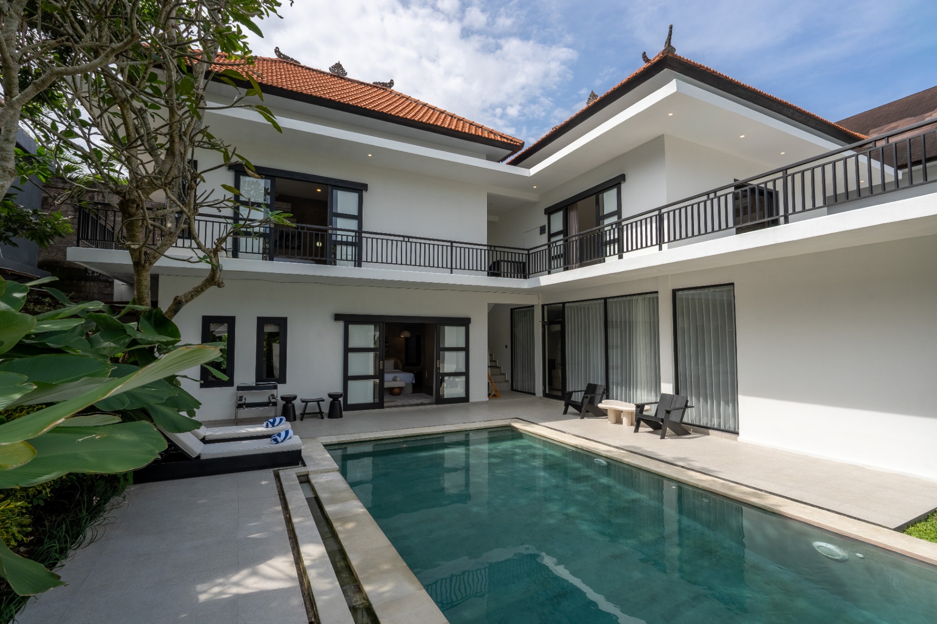 Villa image 2