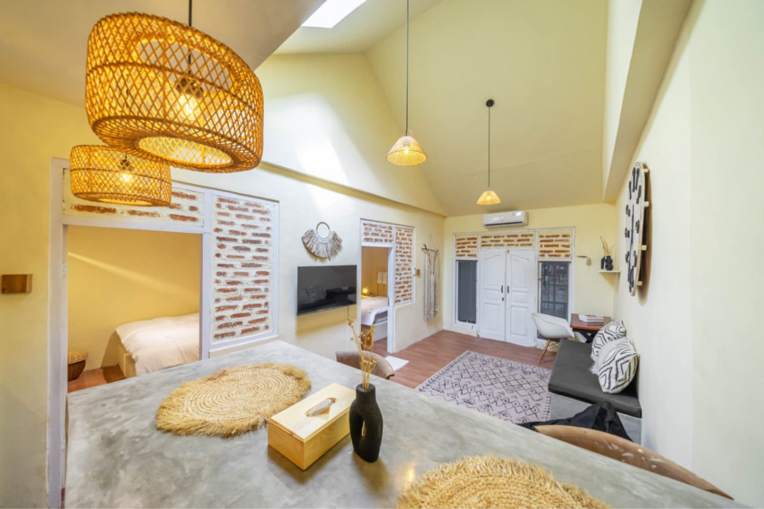 Villa image 2