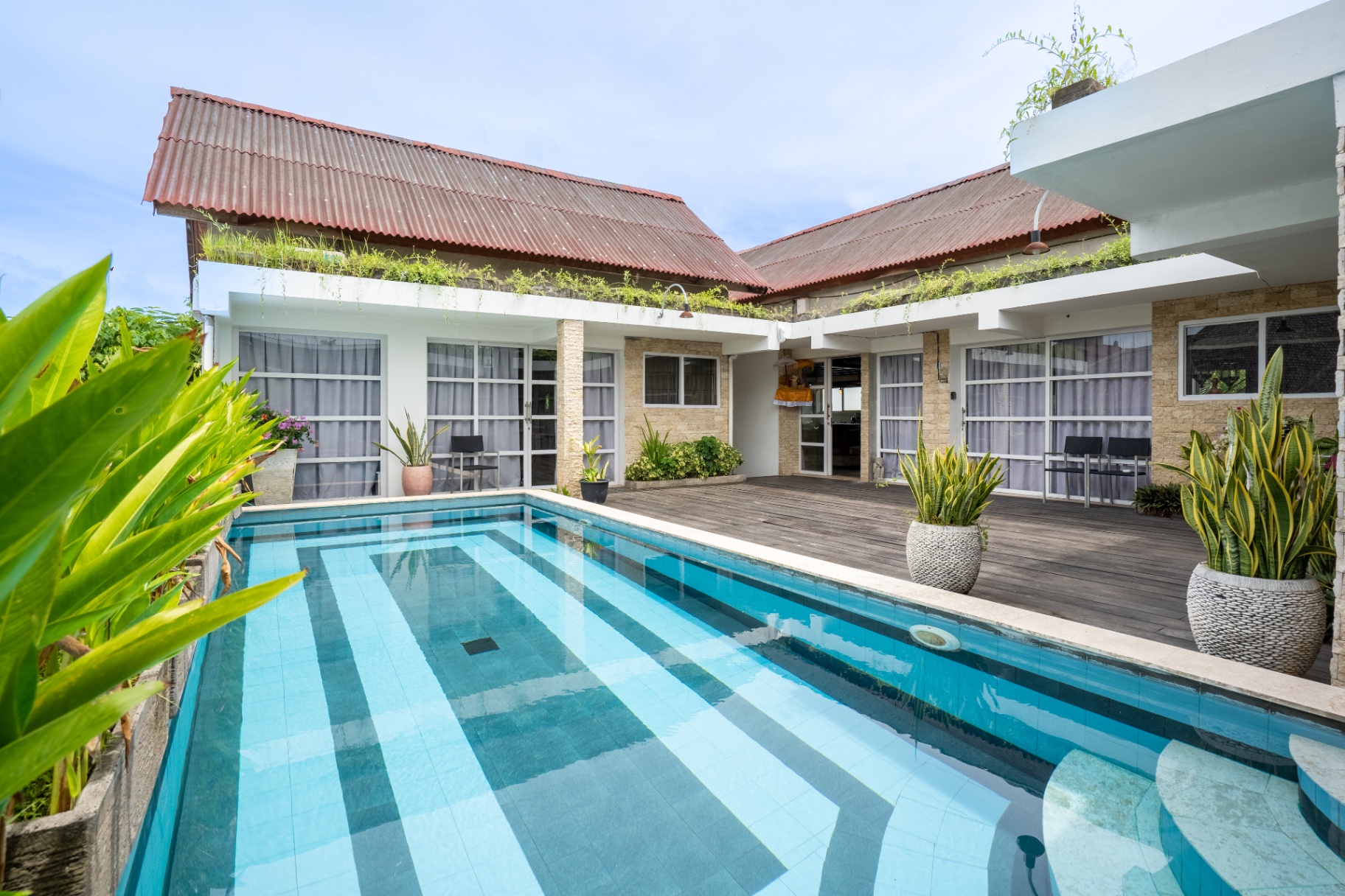 Villa image 3