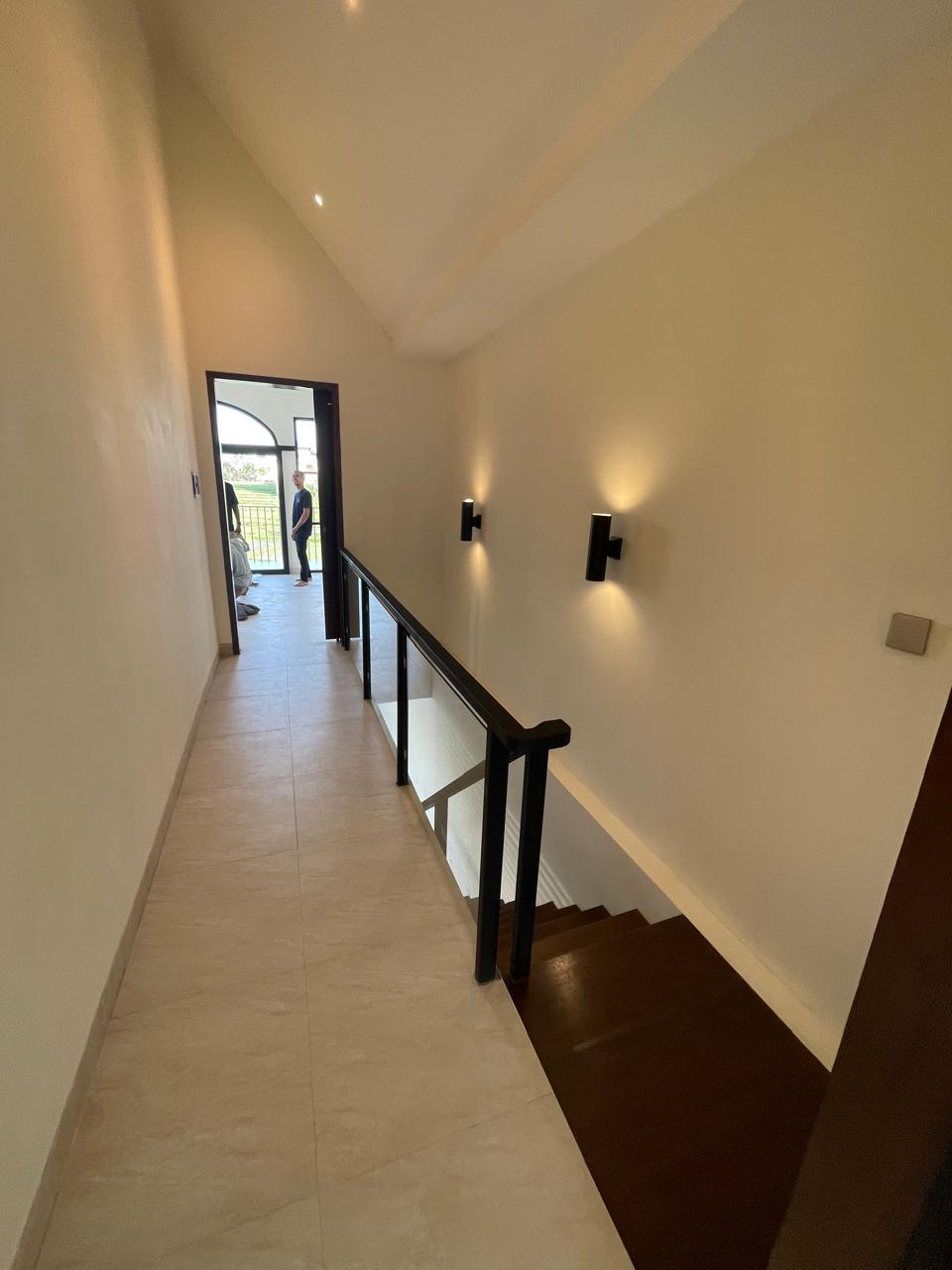 Villa image 5