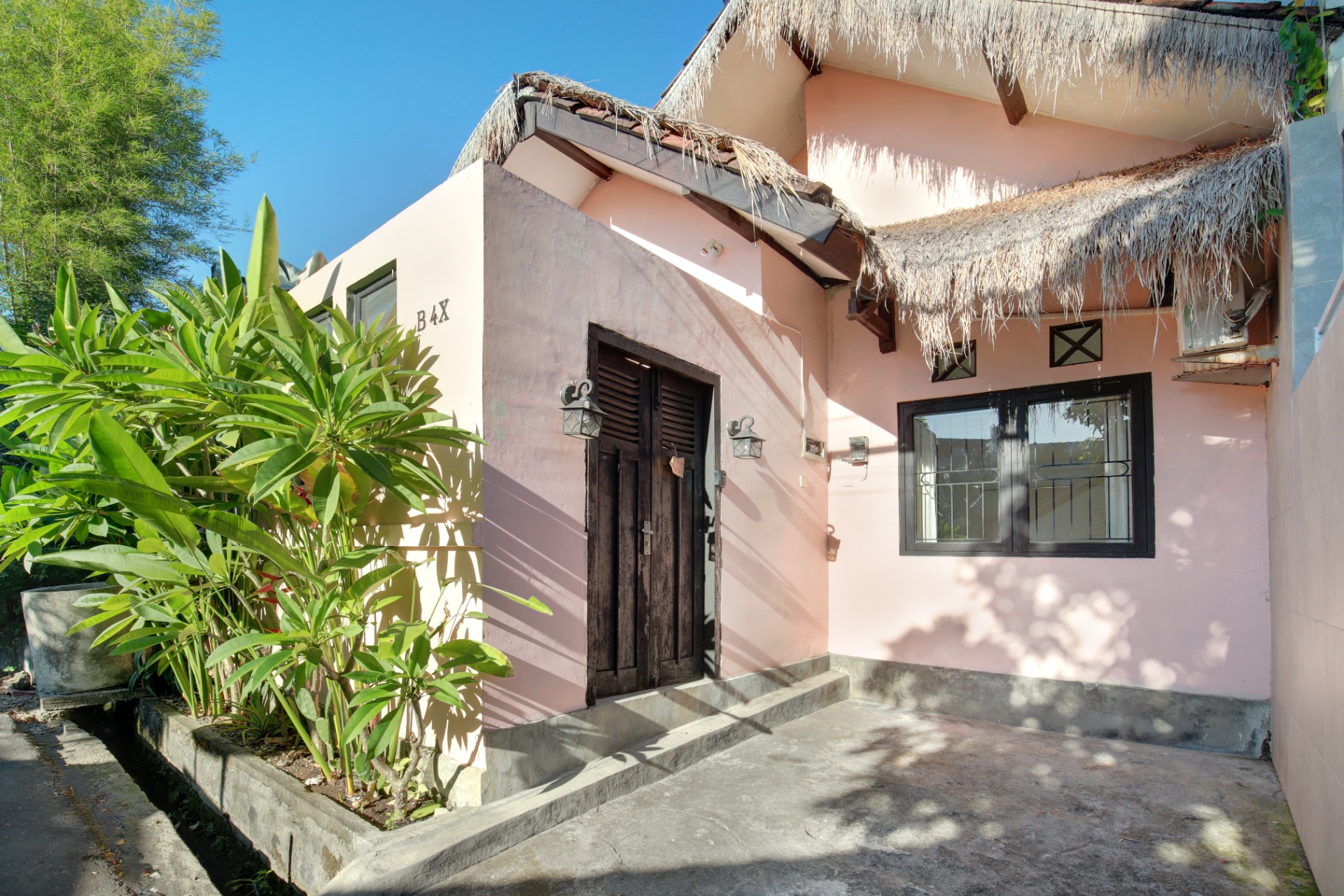 Villa image 1