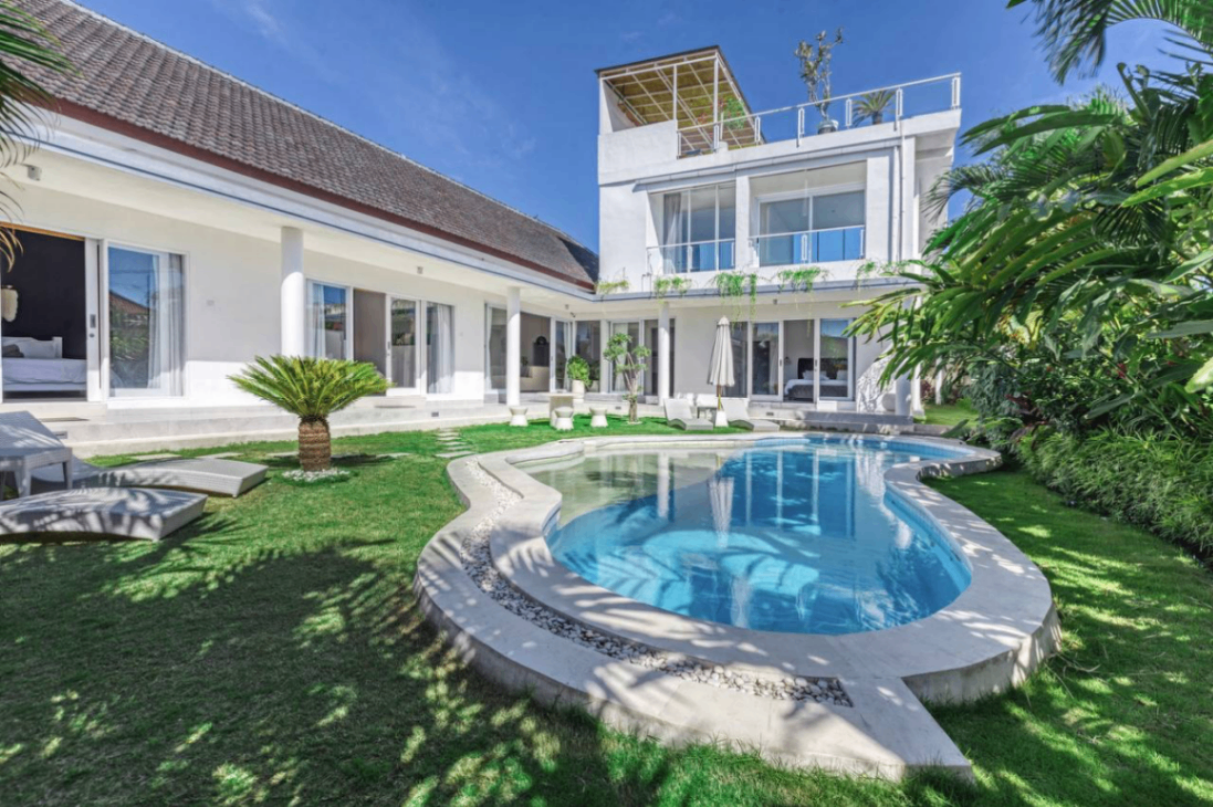 5 BEDROOM LUXURY VILLA IN CANGGU – AF76