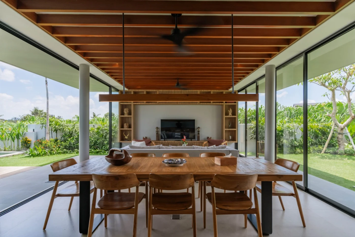 Villa image 2