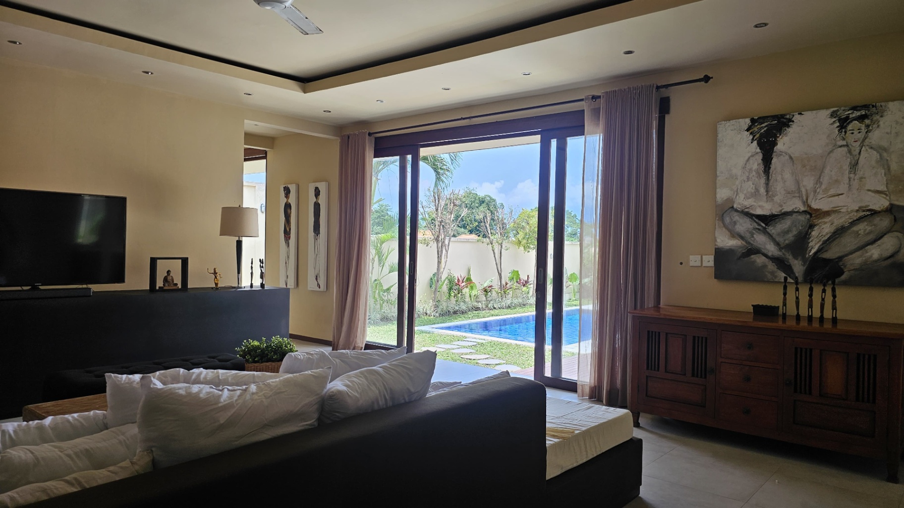 Villa image 2