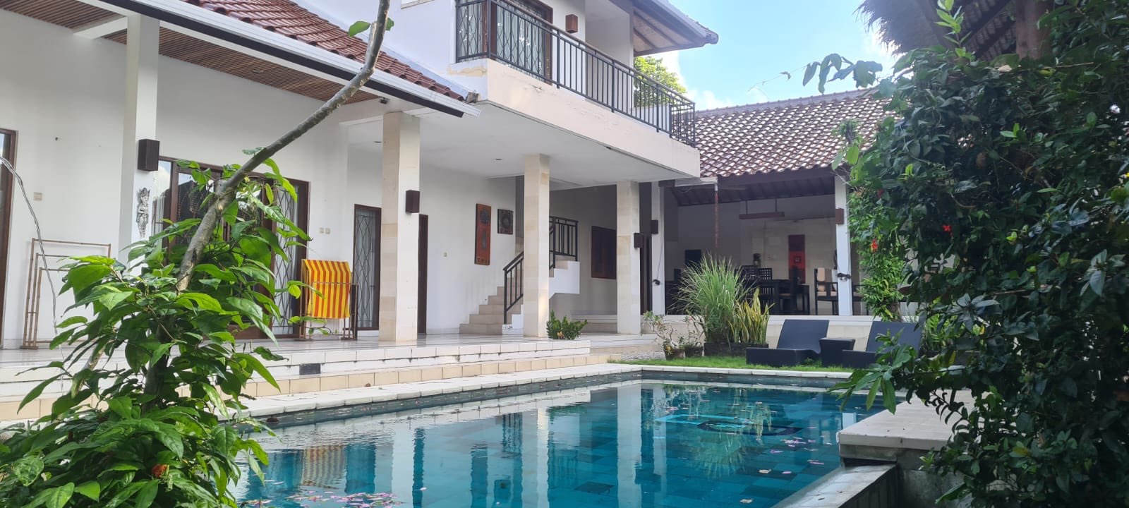 Villa image 1