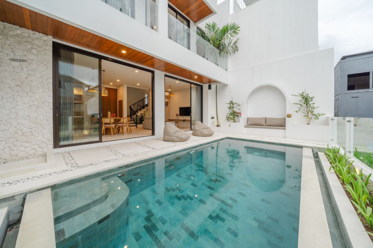 Villa image 1