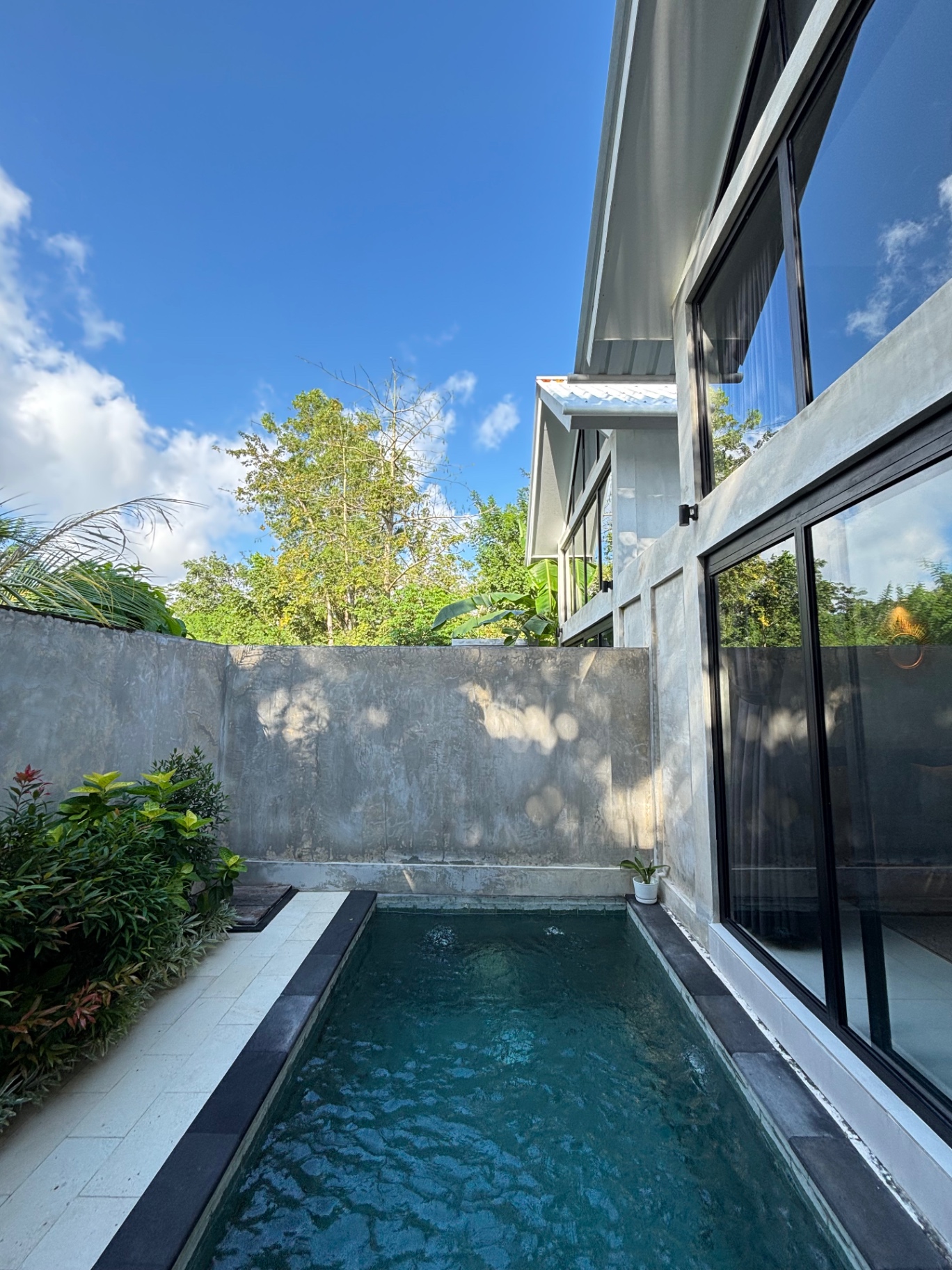 Villa image 1