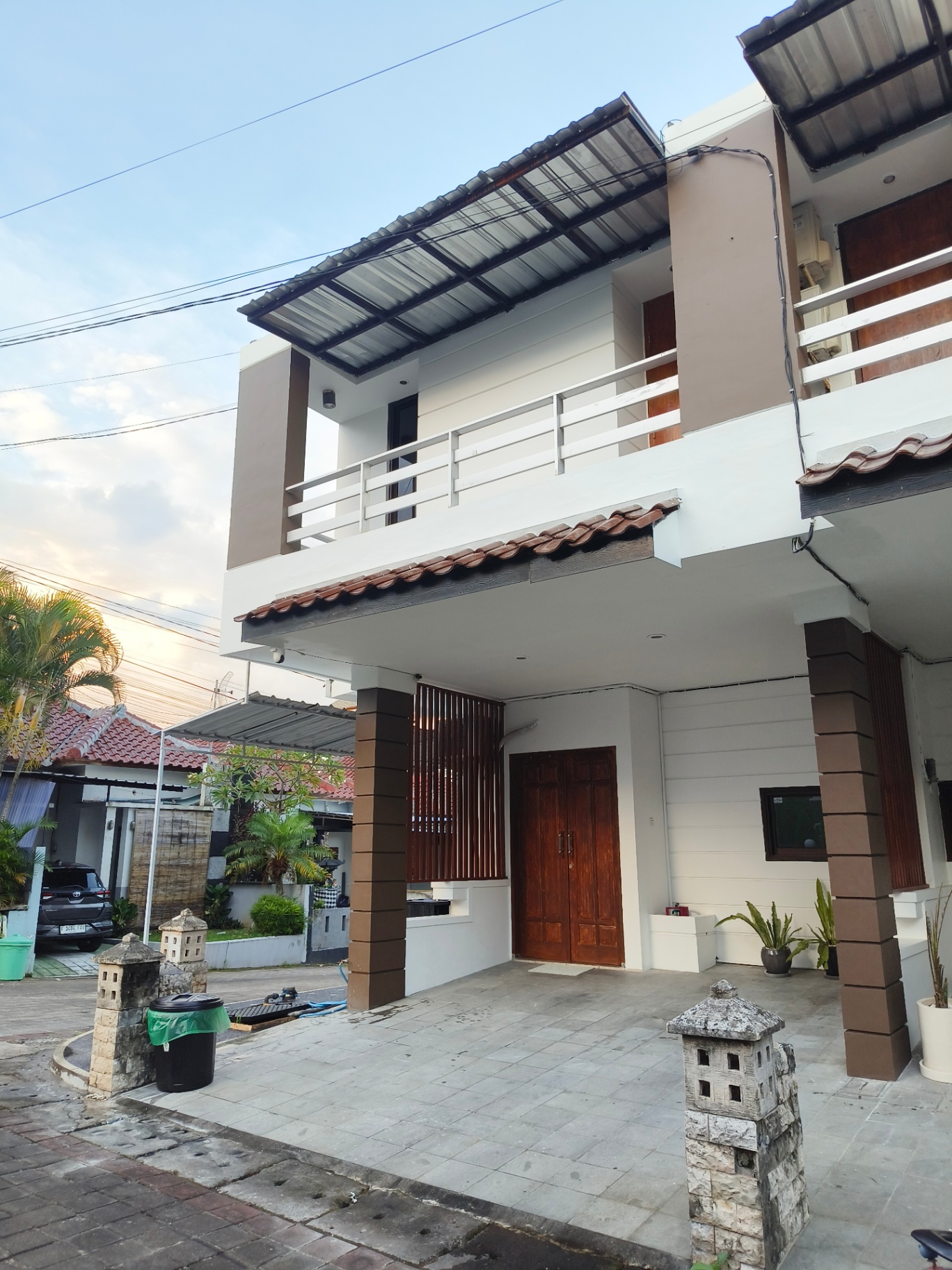 Villa image 1