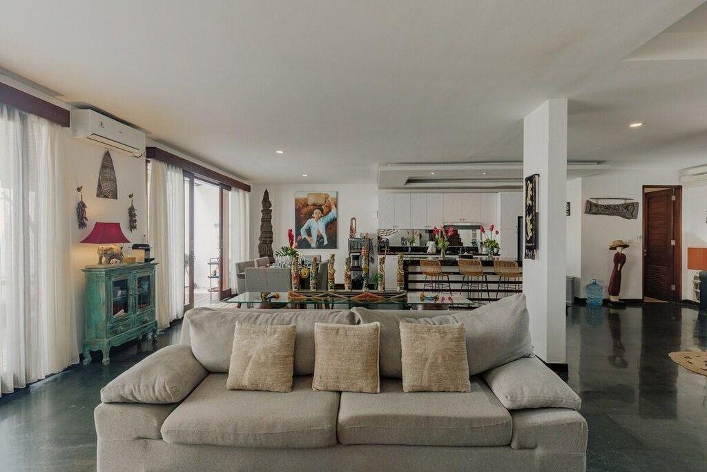 Villa image 3