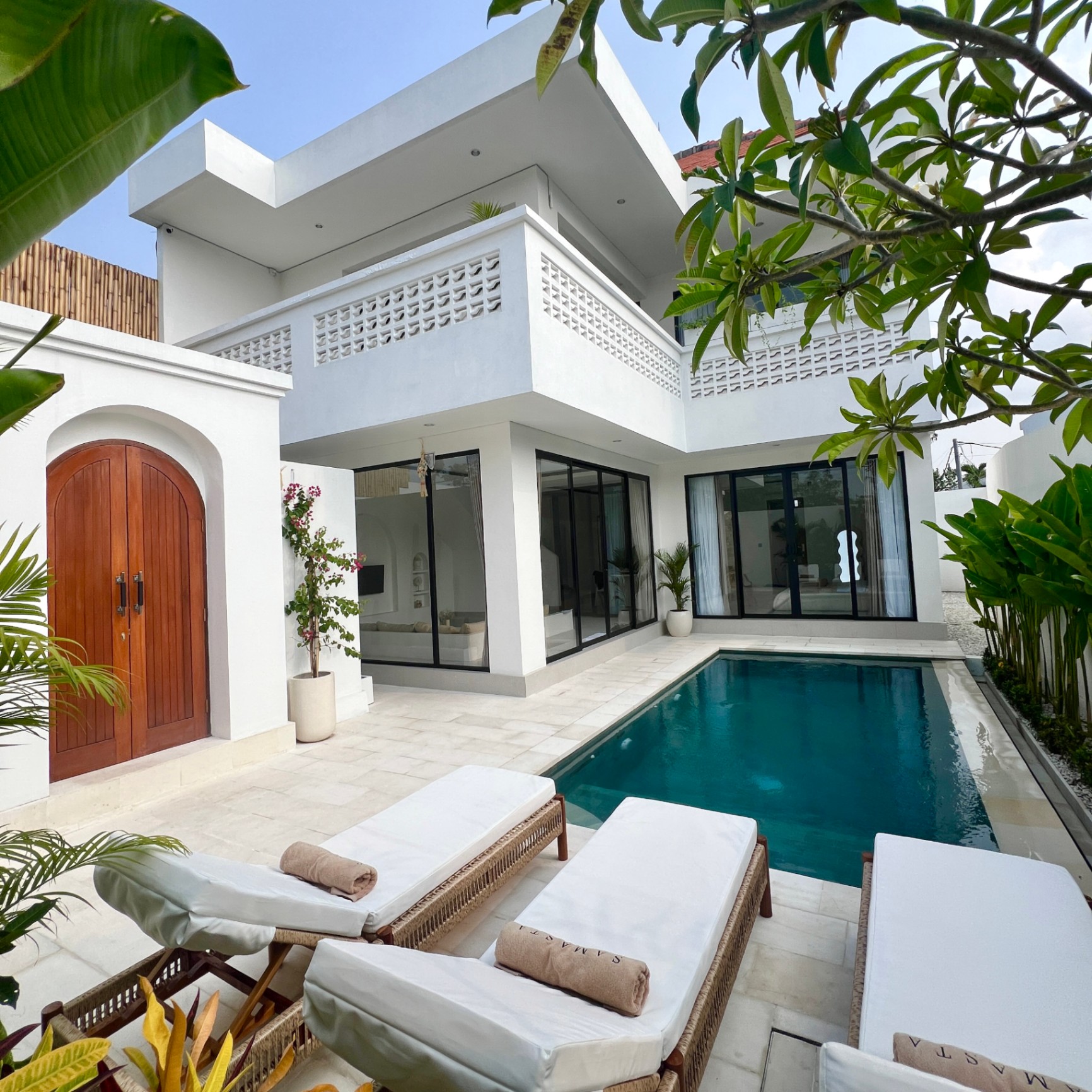 Villa image 1