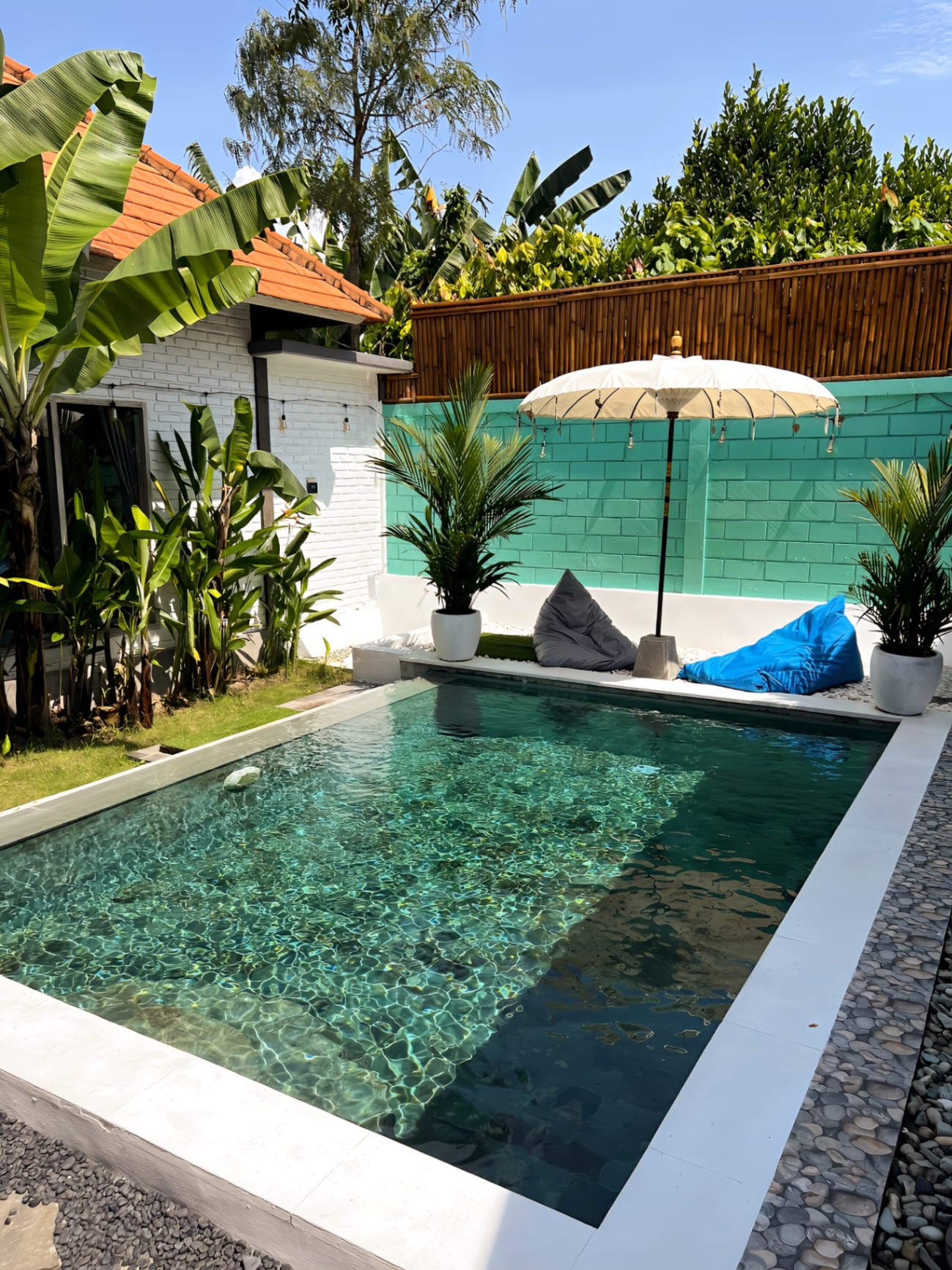 Villa image 1