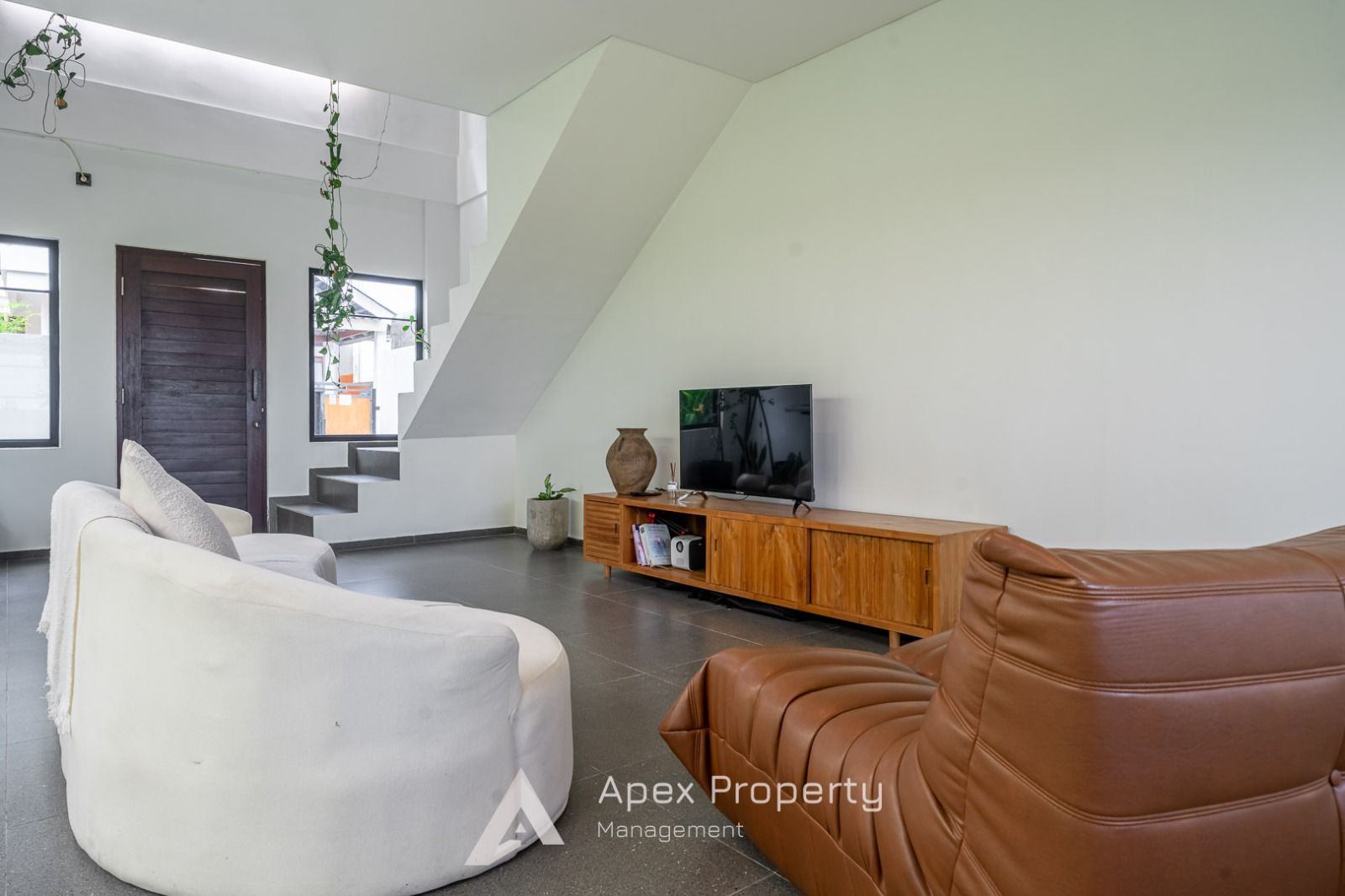 Villa image 1