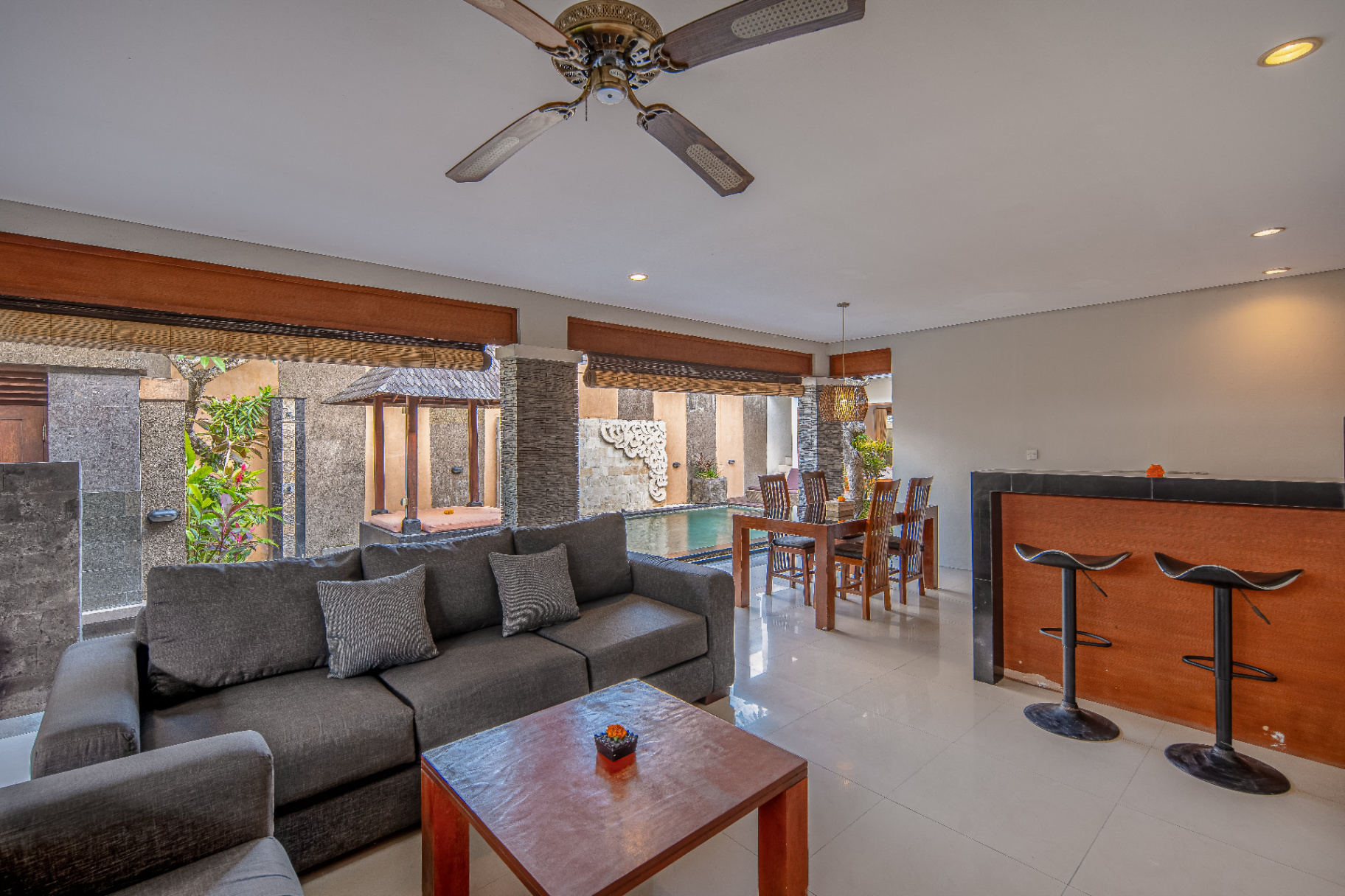 Villa image 3