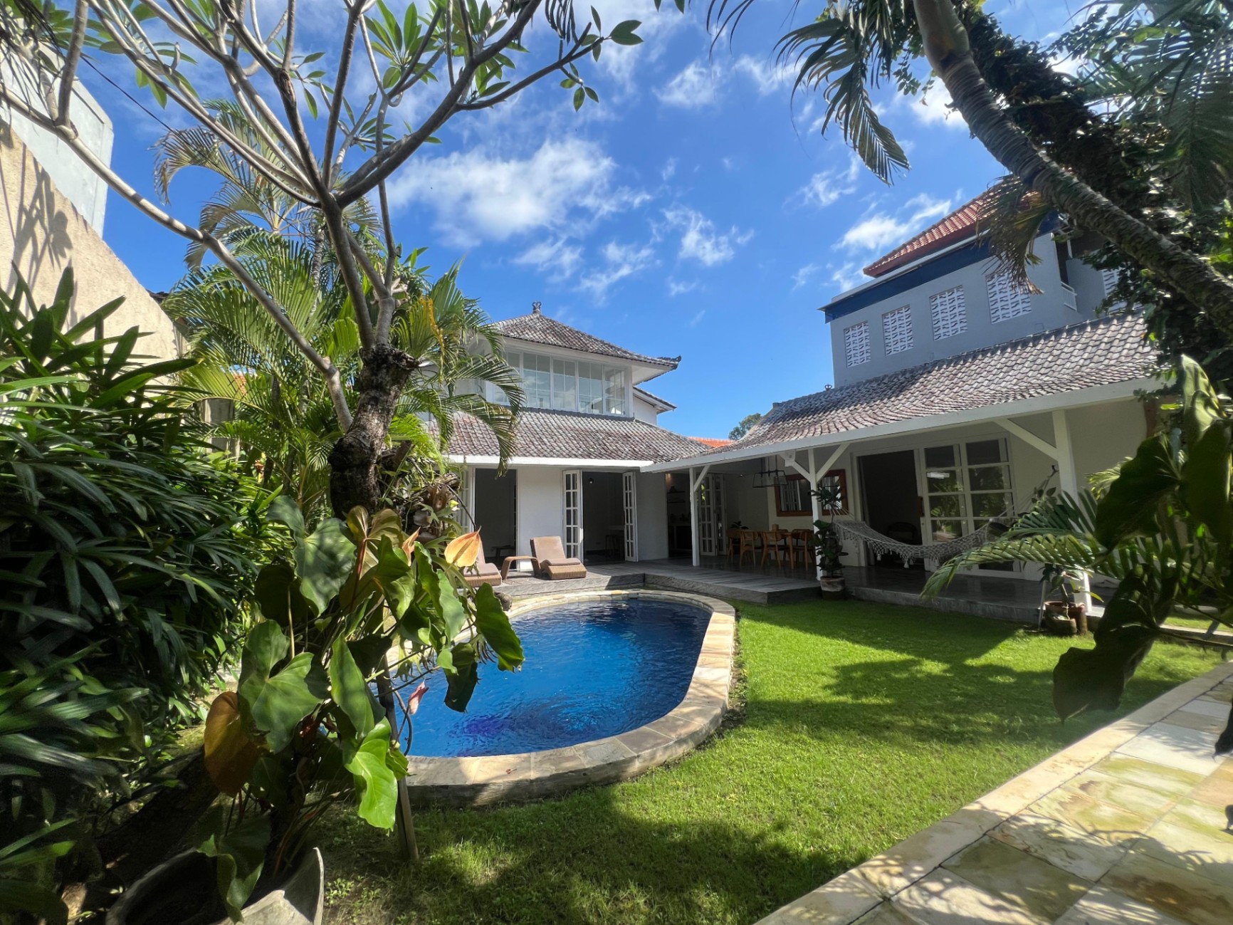 Villa image 1