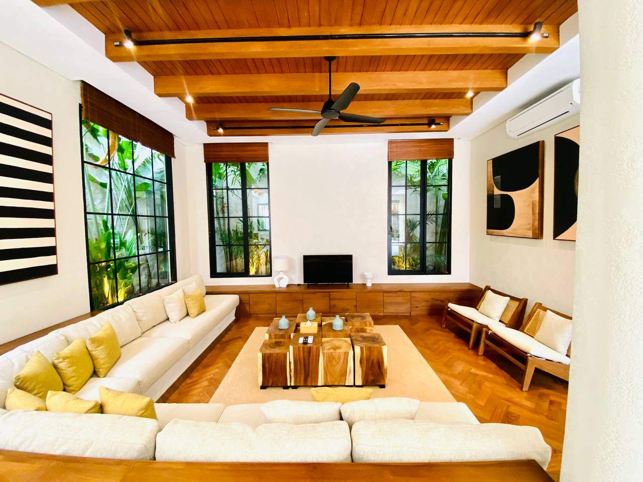 Villa image 4