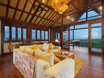 Villa image 3