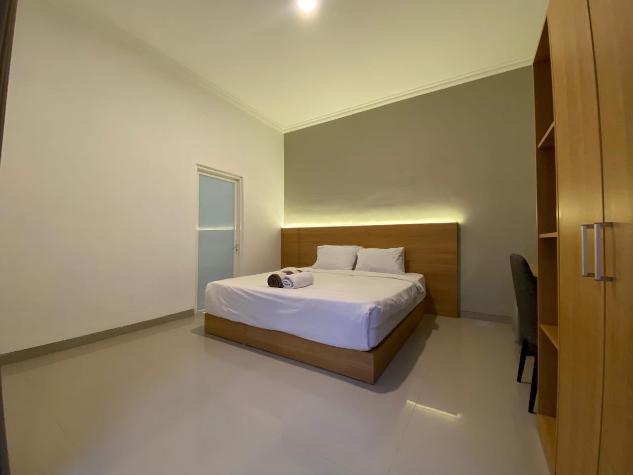 Villa image 2