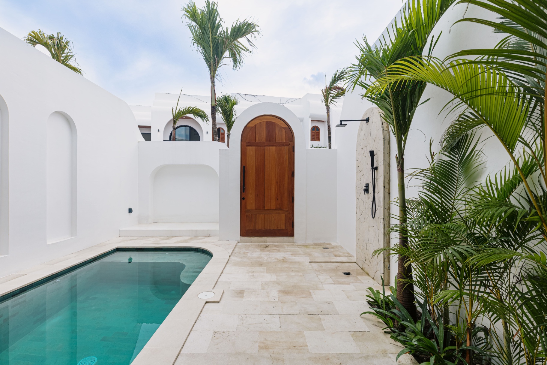 Villa image 2
