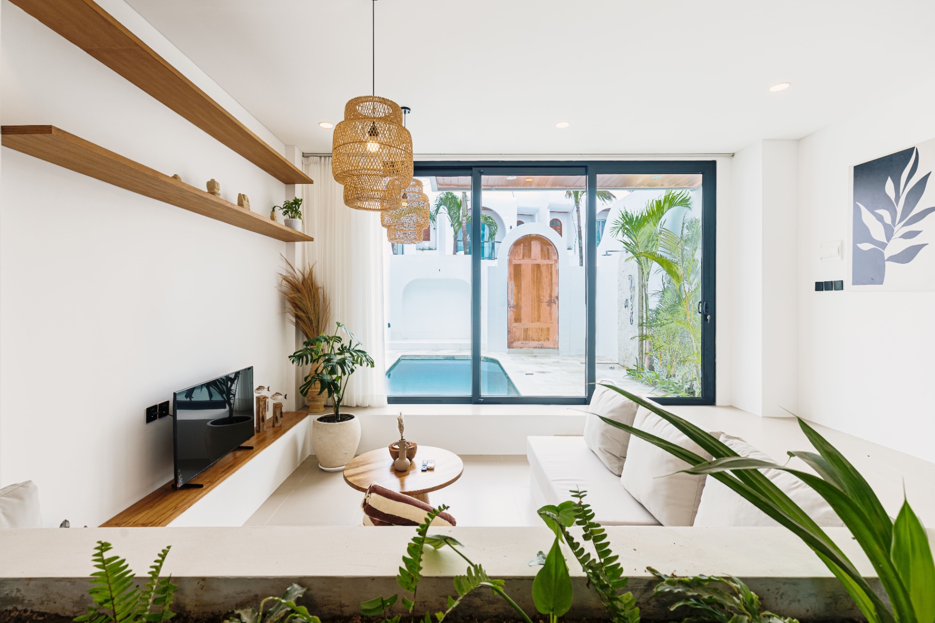 🌴 Modern 2BR Villa with Private Pool in Pererenan – All Bills Included!