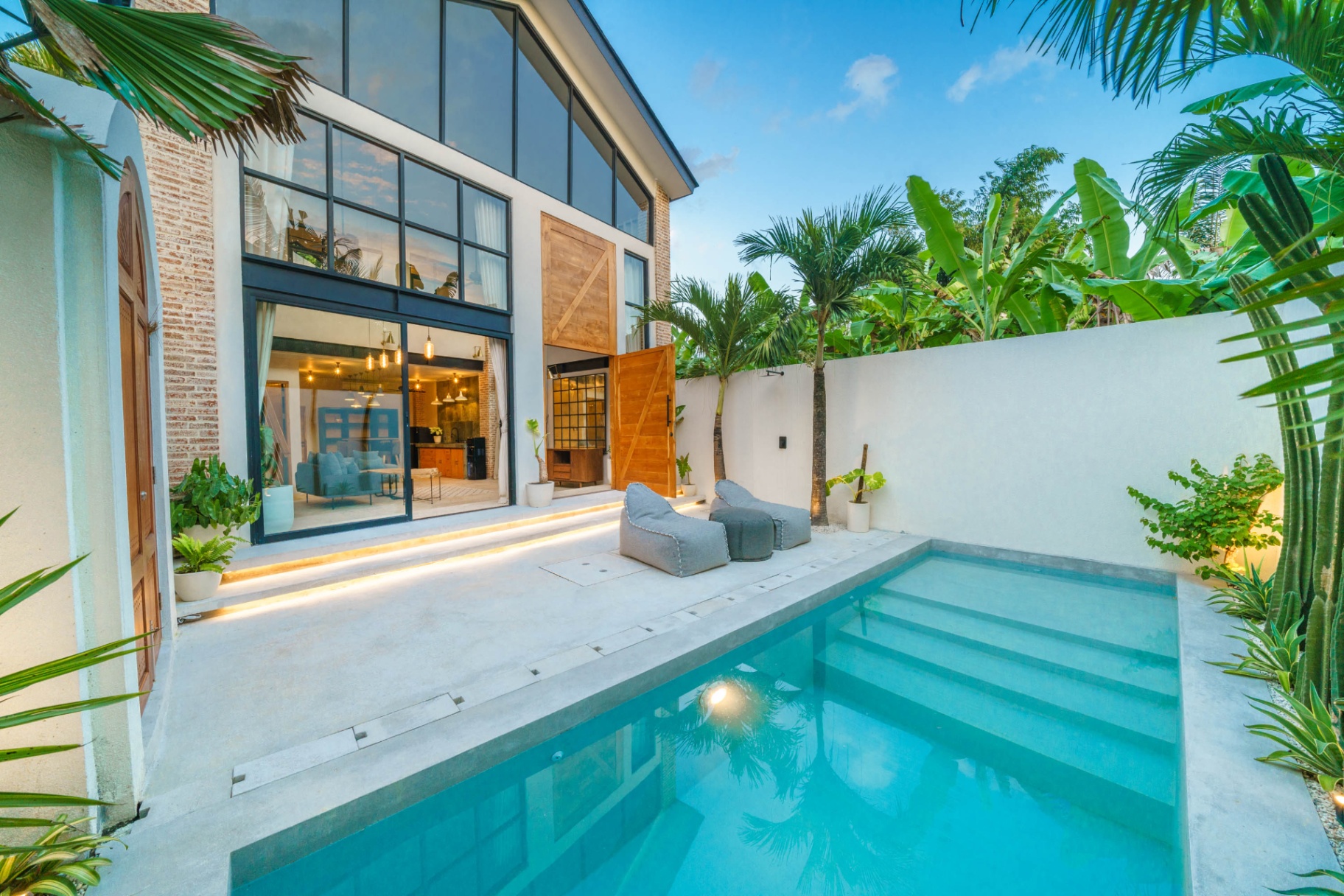 Villa Upeksha - Huge 1-bedroom Villa w/ pool in Pererenan