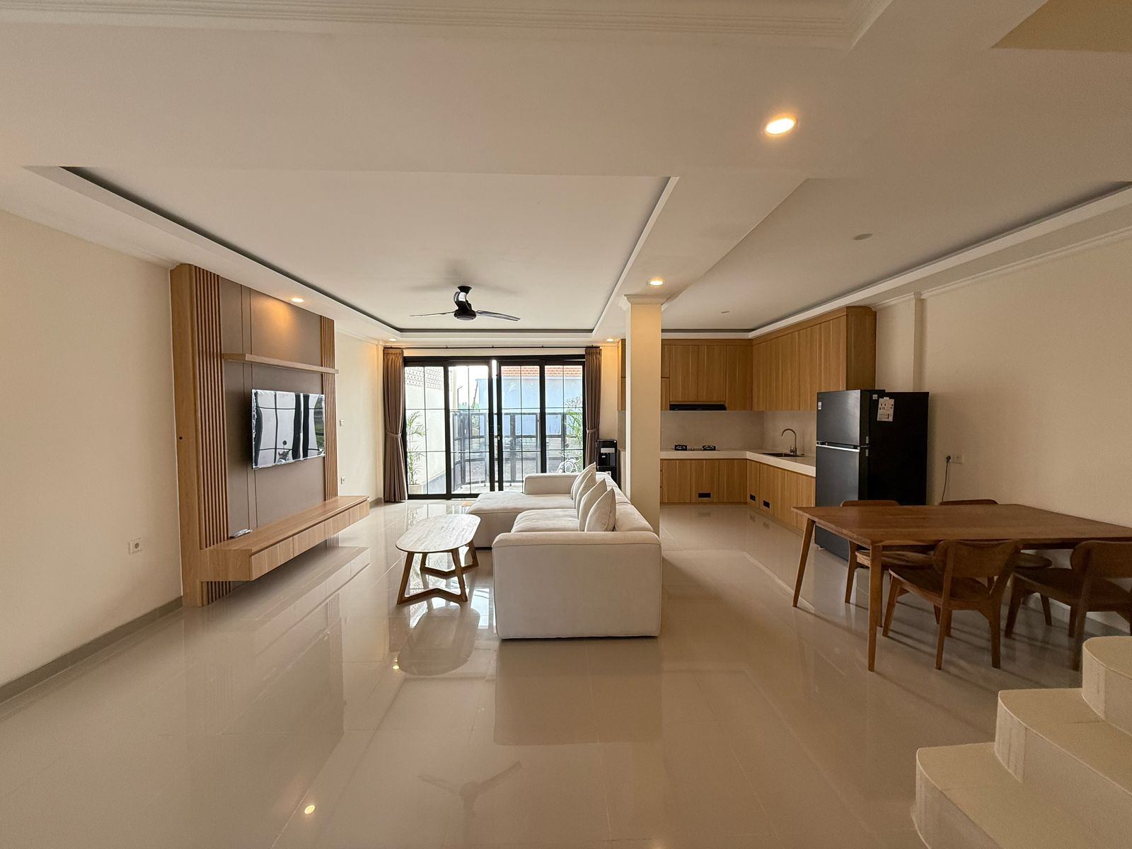 Villa image 1