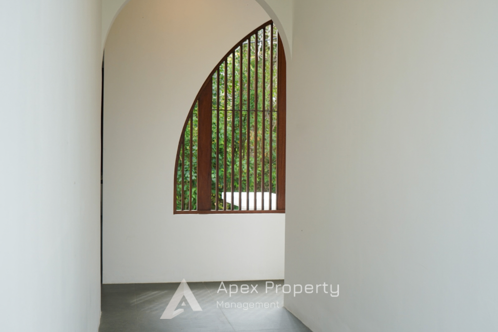 Villa image 4
