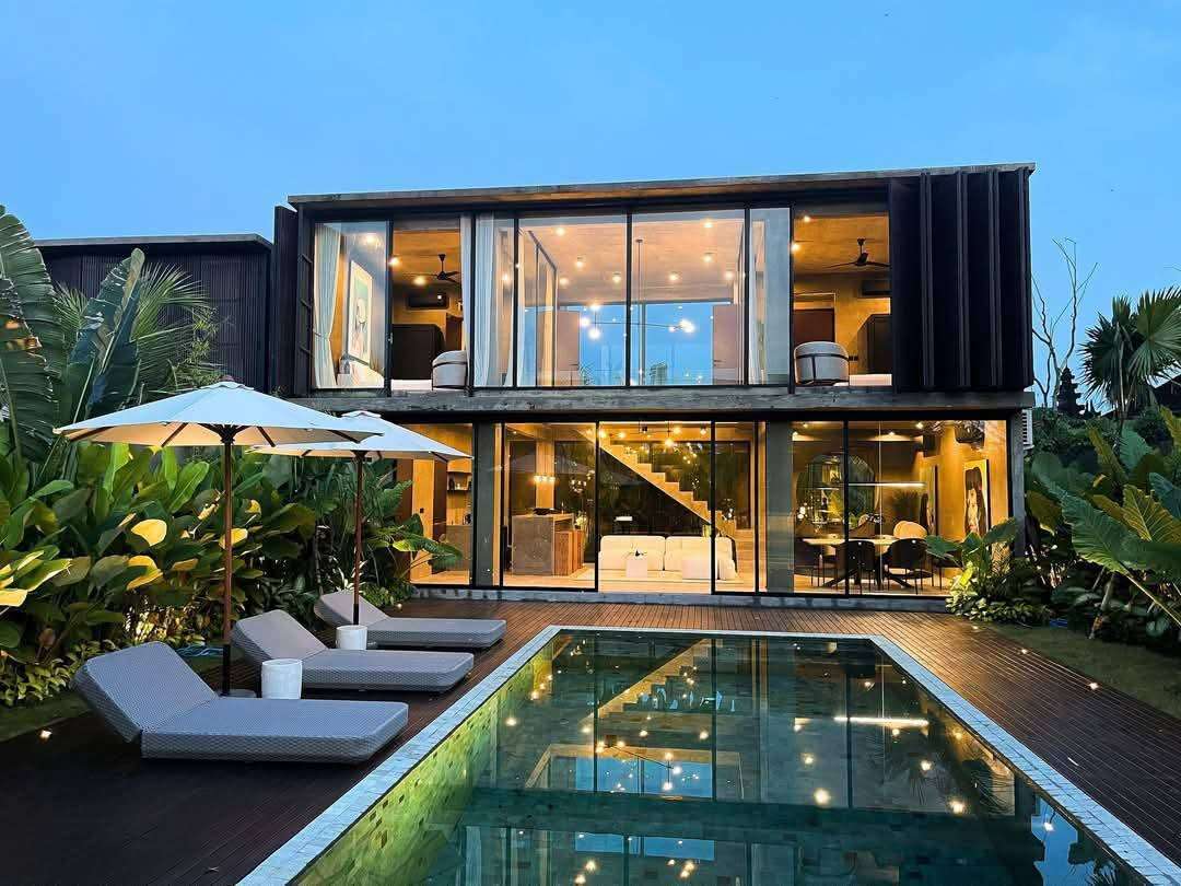 Villa image 1
