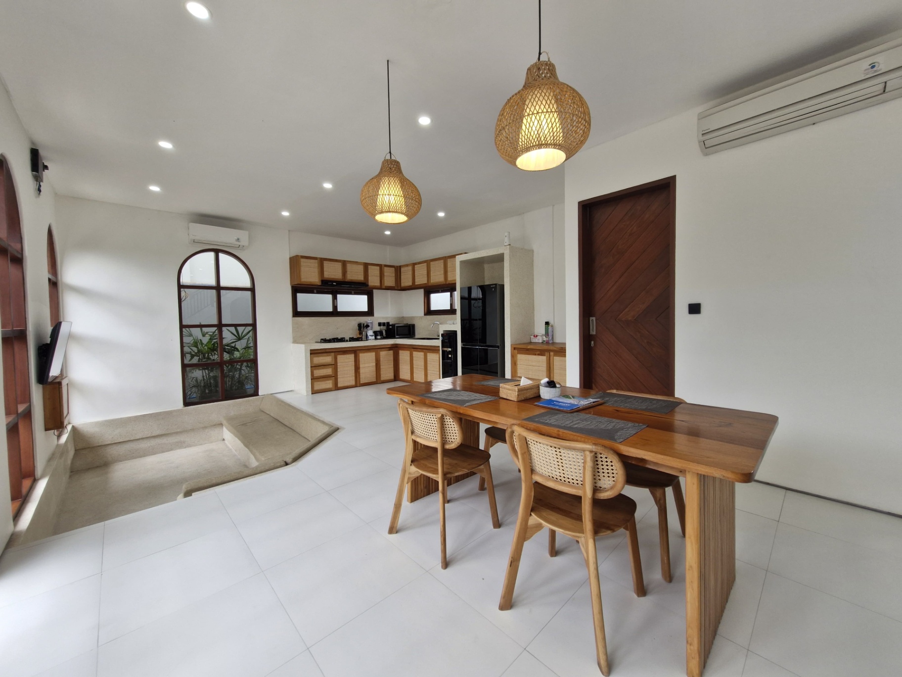 Villa image 1