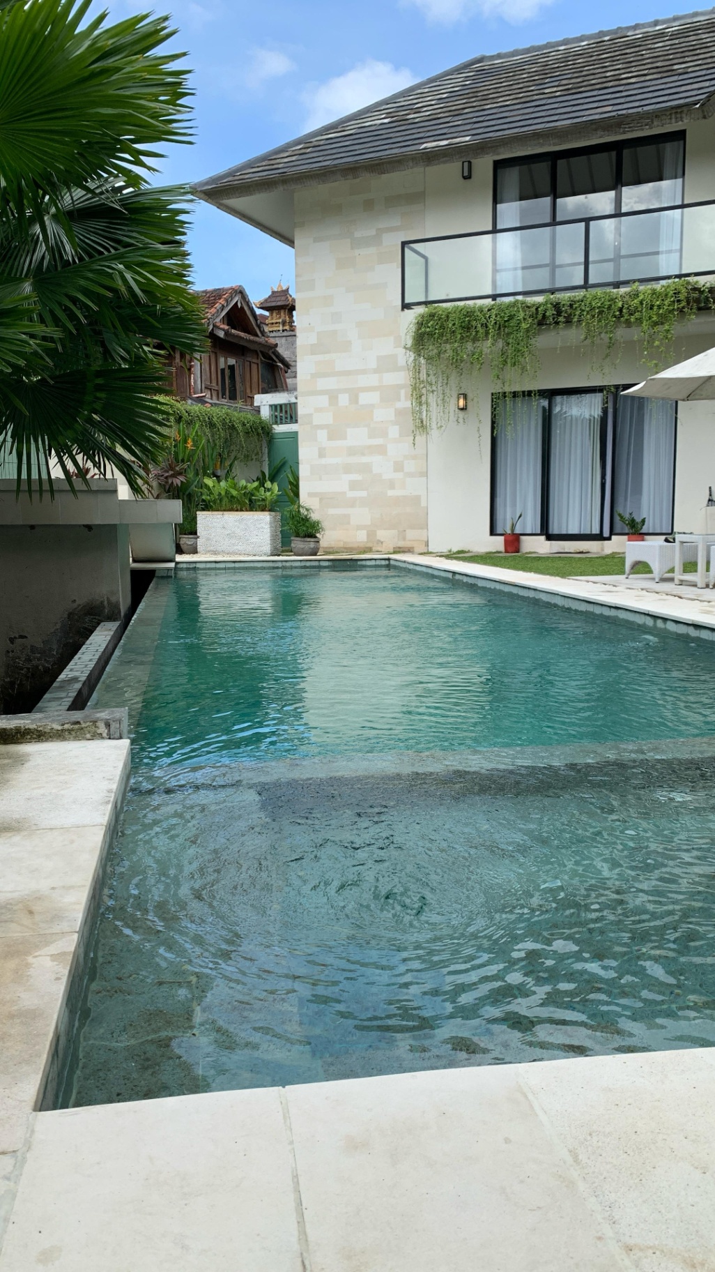 Villa image 2