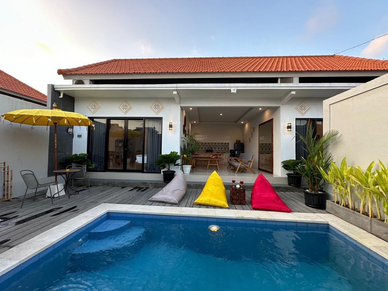 Villa image 1
