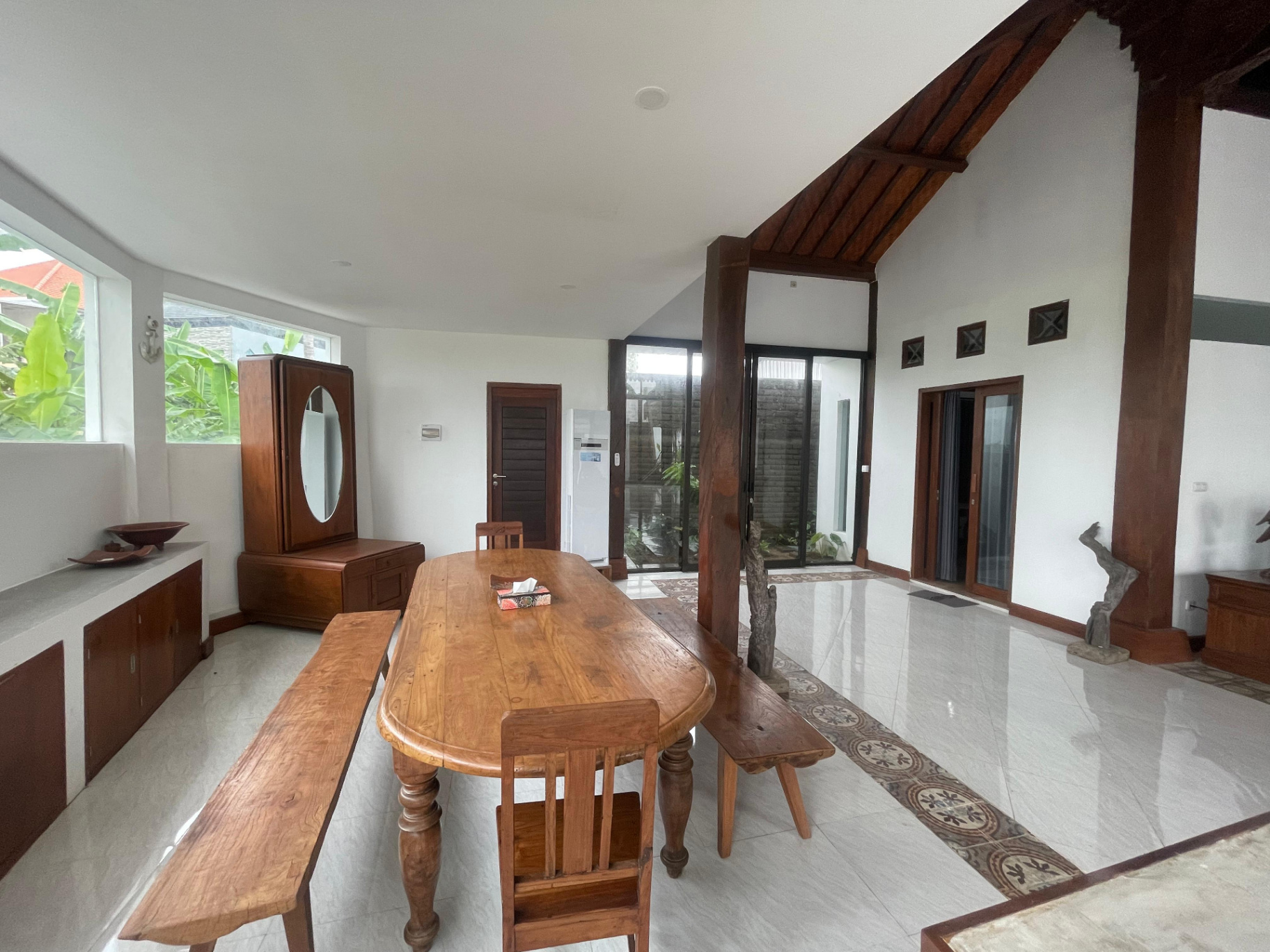 Villa image 3