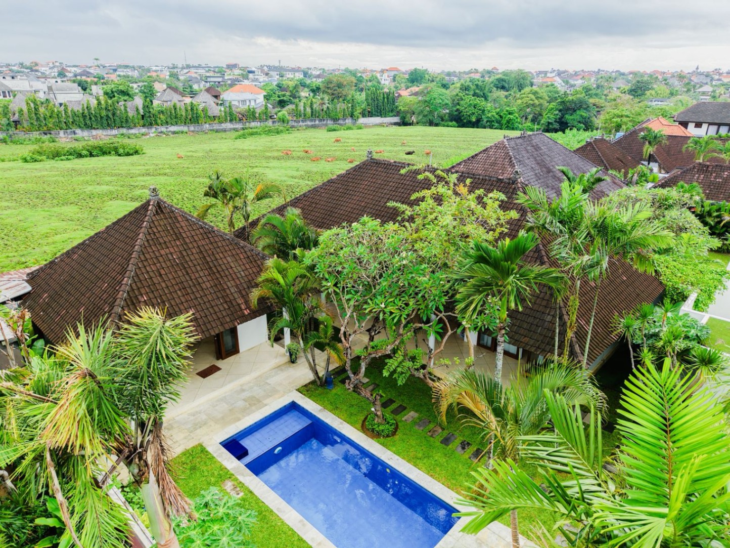 Villa image 1