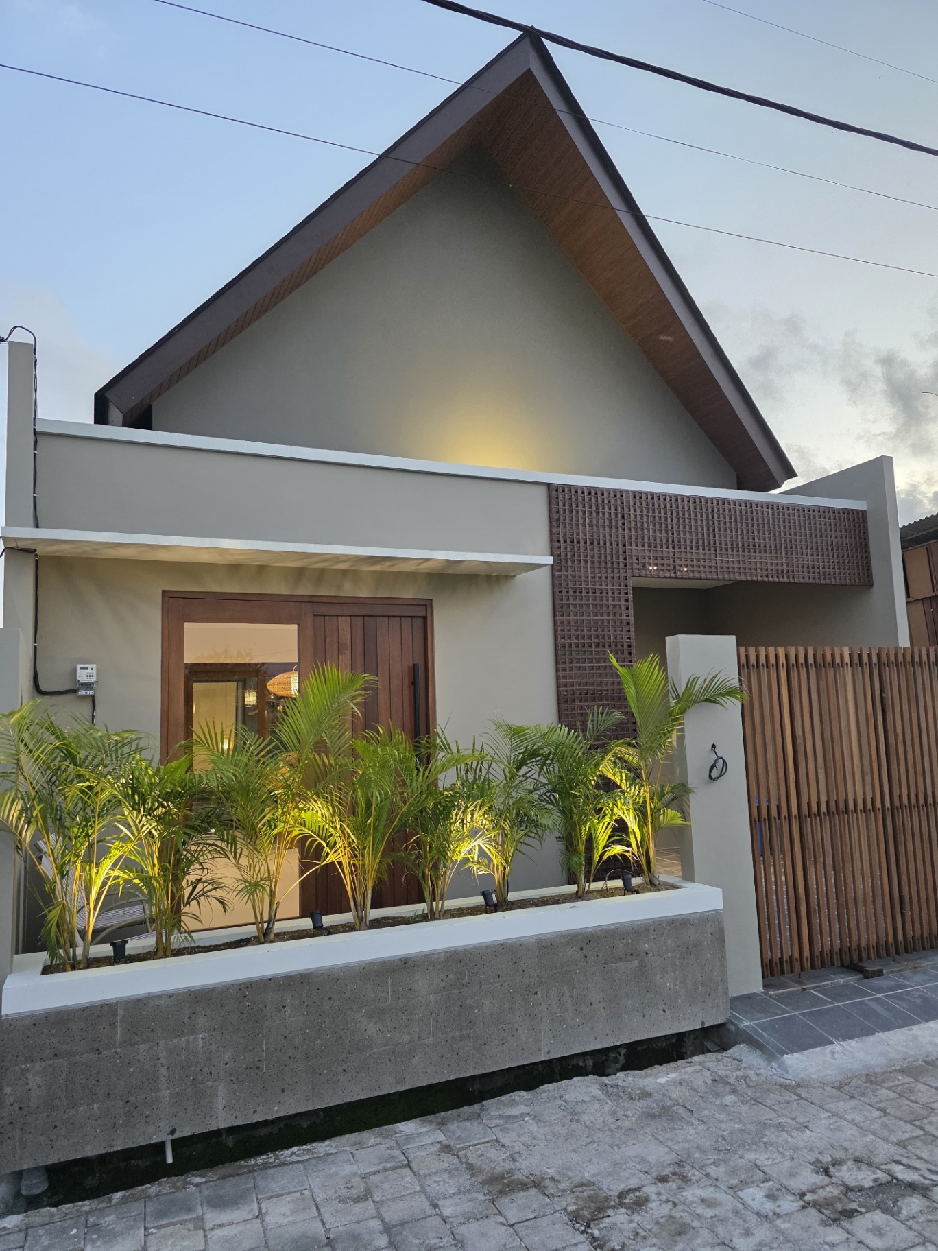 Villa image 1
