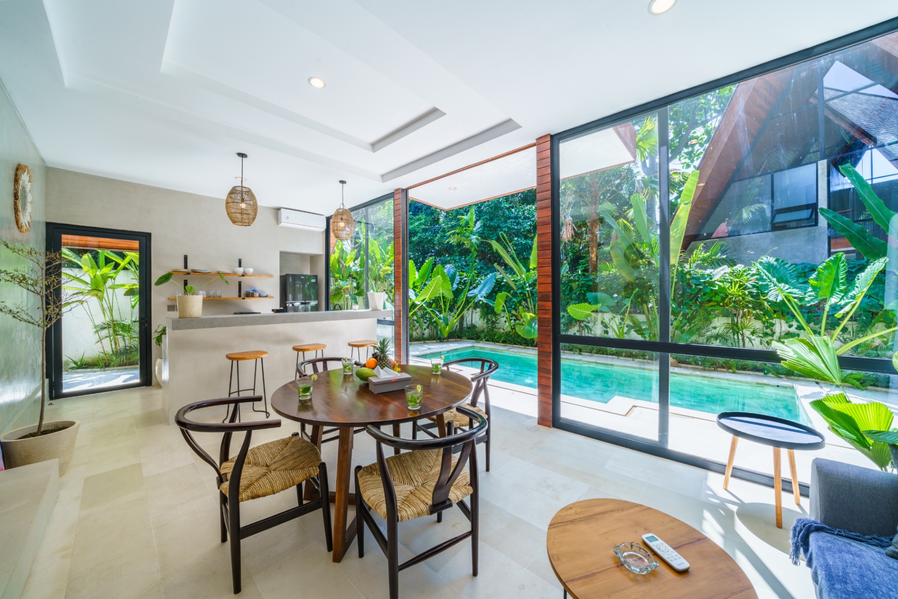 Villa image 2