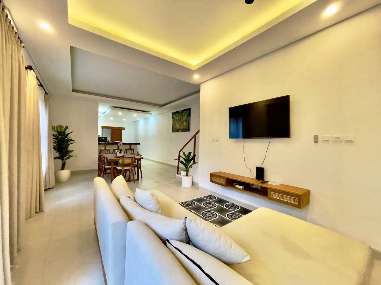 Villa image 2