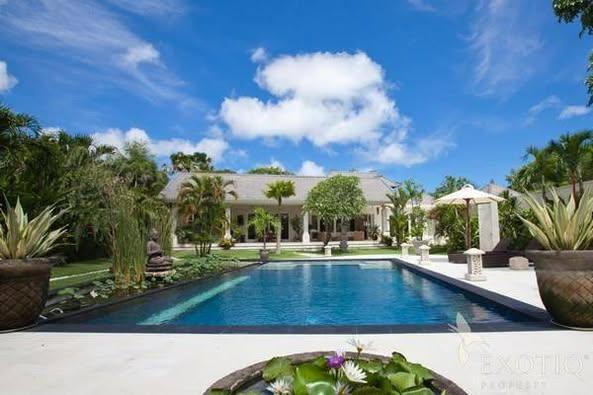 Villa image 1