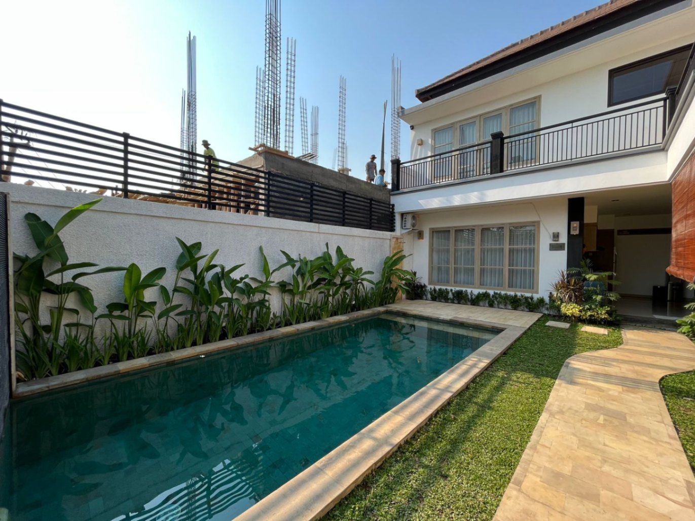 Villa image 1