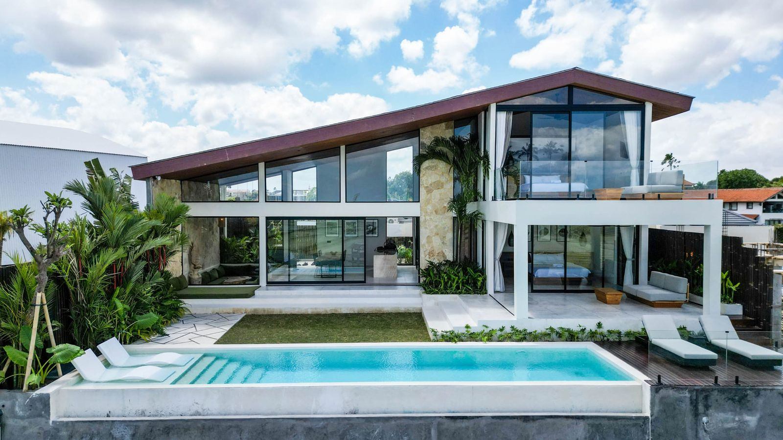 Villa image 1