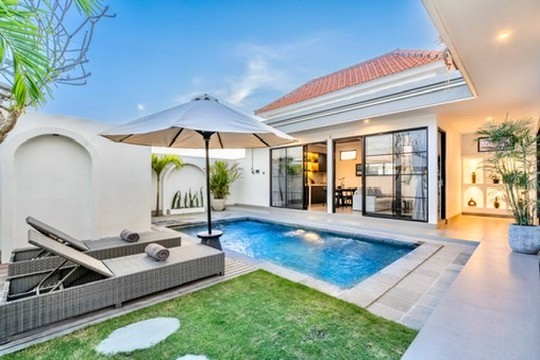 Villa image 1