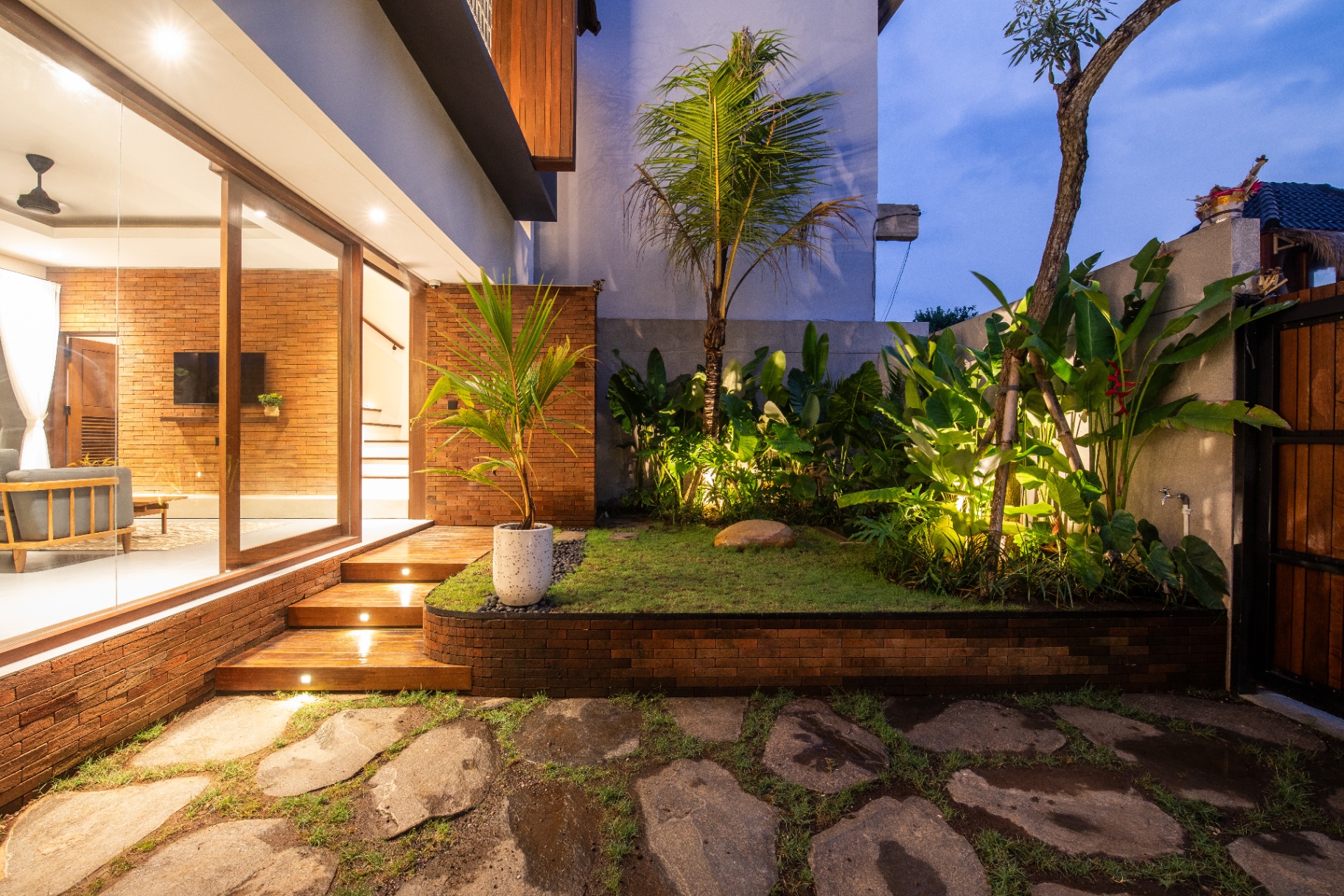 Villa image 2