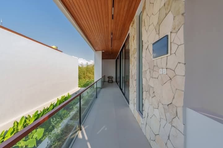 Villa image 3
